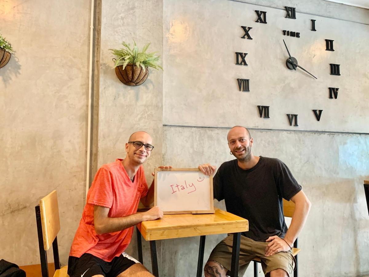 Doze Hostel Čiang Mai Exteriér fotografie